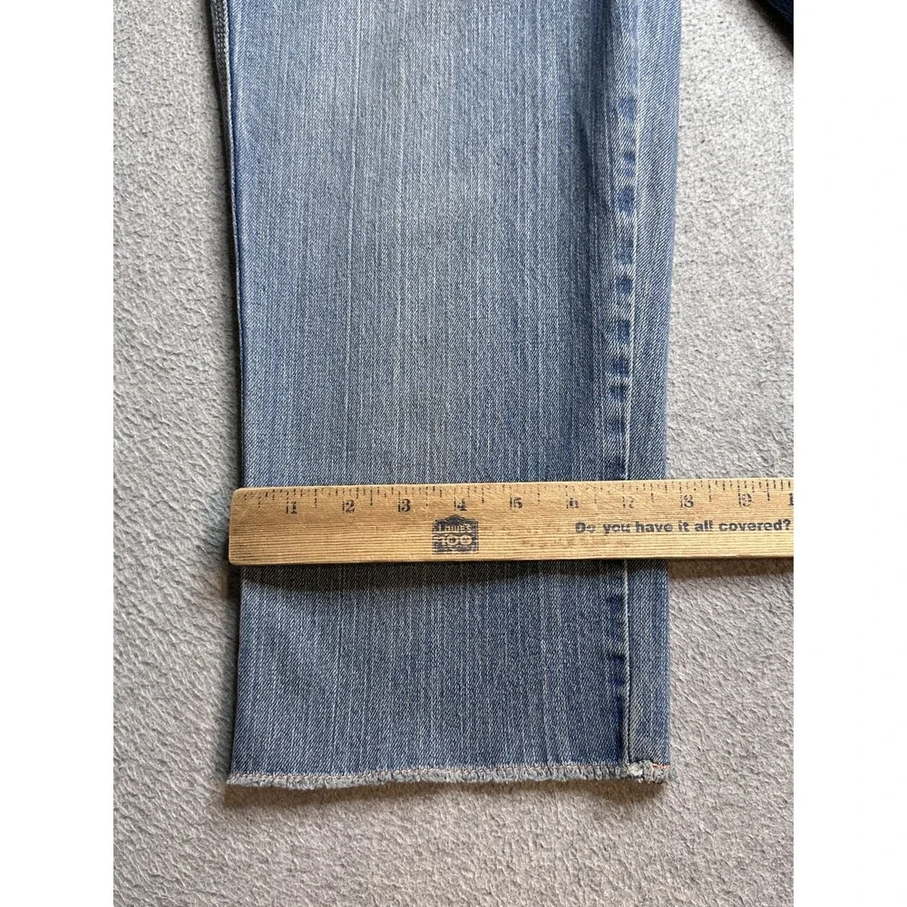 VTG Levi's 515 Capri Jeans‎ Womens 10 Blue Medium Wash Stretch Denim Embroidered